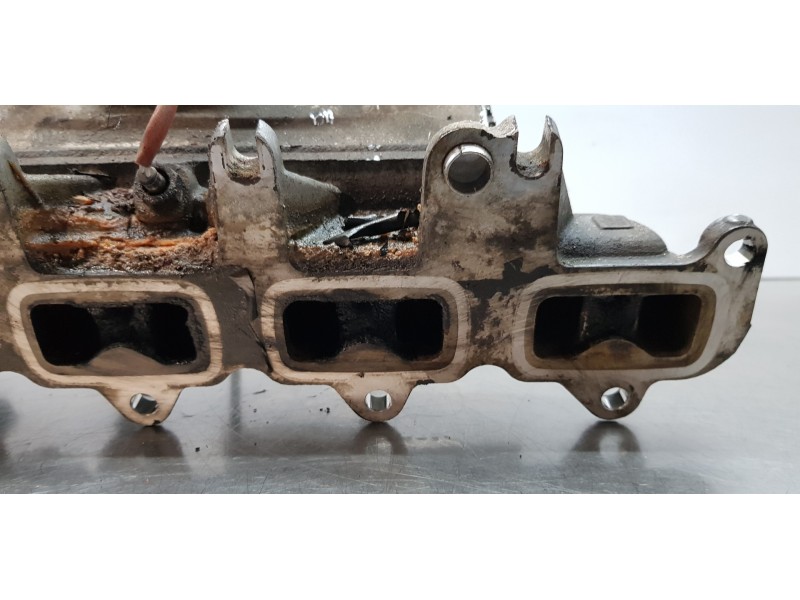 Recambio de colector admision para renault scenic iv grand zen referencia OEM IAM 140038639R  