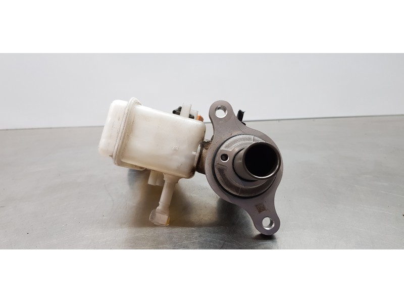 Recambio de bomba freno para kia ceed sportswagon tech referencia OEM IAM 58510J7000  