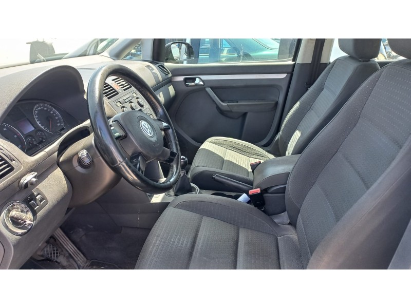 volkswagen touran (1t1) del año 2005