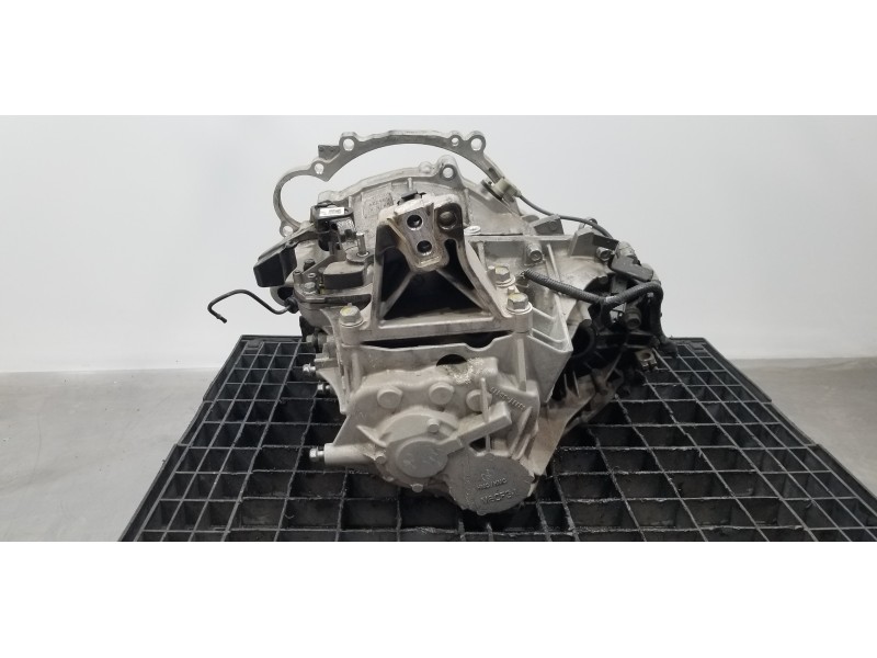 Recambio de caja cambios para kia ceed sportswagon tech referencia OEM IAM 4300032AE5 4311132411 M6CF3-1