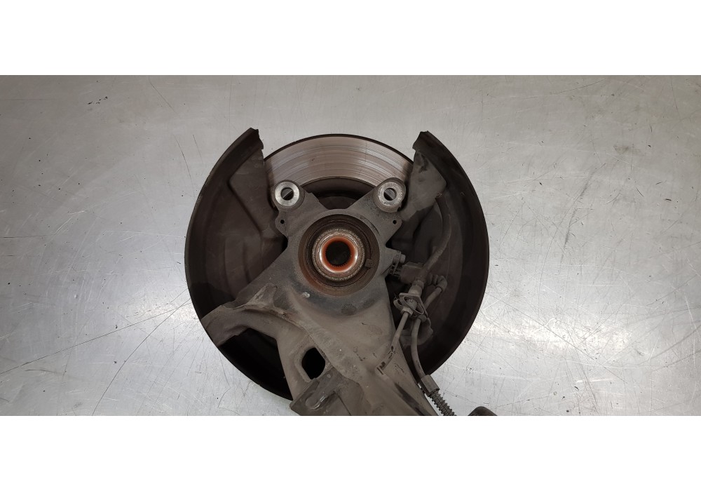 Recambio de mangueta trasera izquierda para volkswagen t5 bus (7e) caravelle comfortline lang 4motion referencia OEM IAM 7H85010