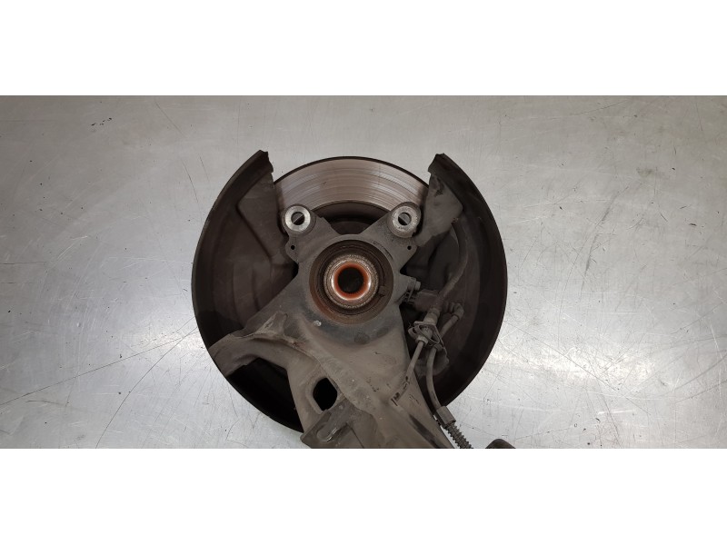 Recambio de mangueta trasera izquierda para volkswagen t5 bus (7e) caravelle comfortline lang 4motion referencia OEM IAM 7H85010