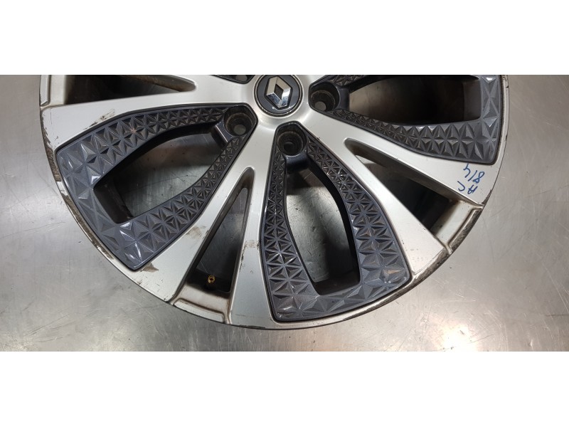 Recambio de llanta para renault scenic iv grand zen referencia OEM IAM 403006686R  