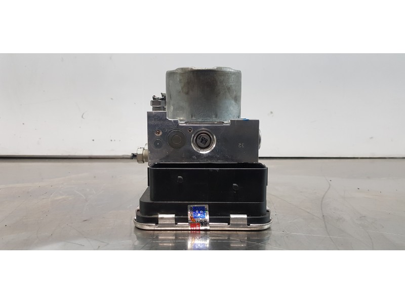 Recambio de abs para volvo xc60 inscription awd referencia OEM IAM 32214773  