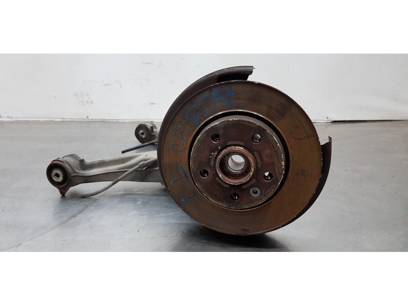 Recambio de mangueta trasera izquierda para volkswagen t5 bus (7e) caravelle comfortline lang 4motion referencia OEM IAM 7H85010