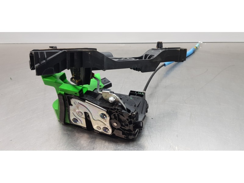 Recambio de cerradura puerta trasera derecha para hyundai tucson hybrid referencia OEM IAM 81420N7000  