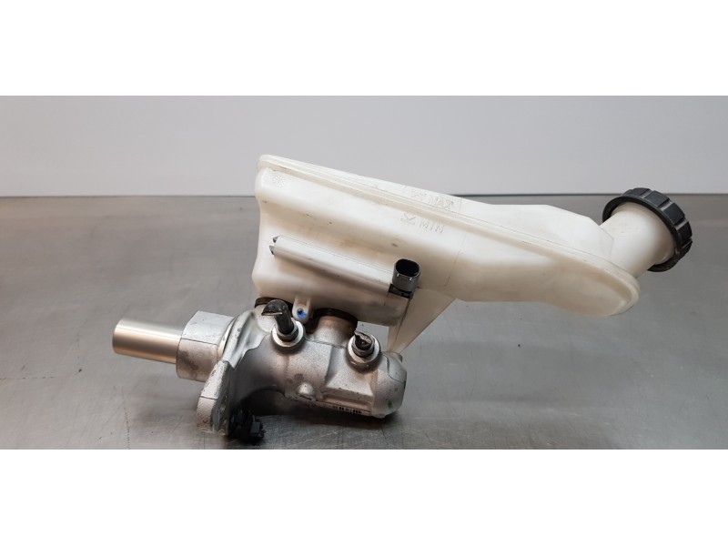 Recambio de bomba freno para infiniti qx30 premium referencia OEM IAM 460105DA9B  