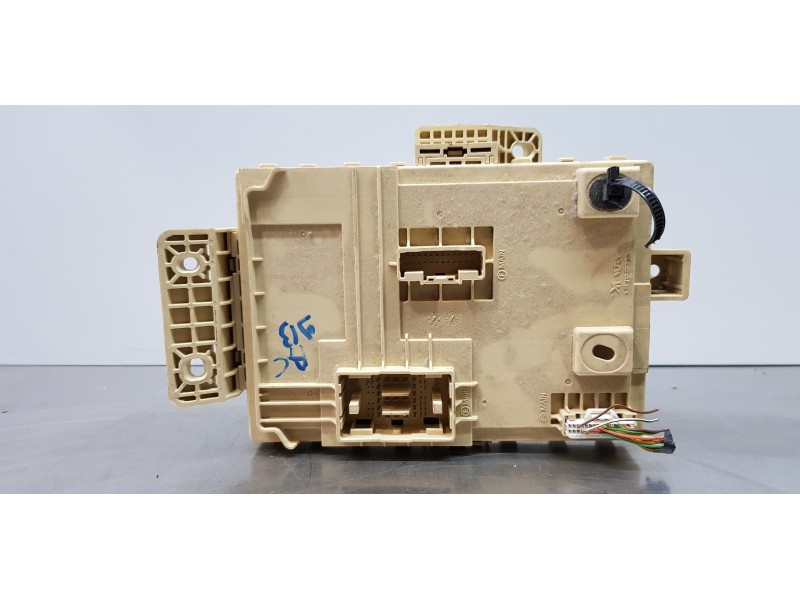 Recambio de caja reles / fusibles para kia ceed sportswagon tech referencia OEM IAM 91953J7430  