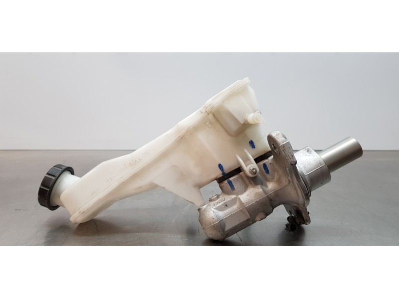 Recambio de bomba freno para infiniti qx30 premium referencia OEM IAM 460105DA9B  