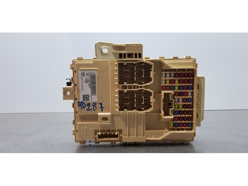 Recambio de caja reles / fusibles para kia ceed sportswagon tech referencia OEM IAM 91953J7420  