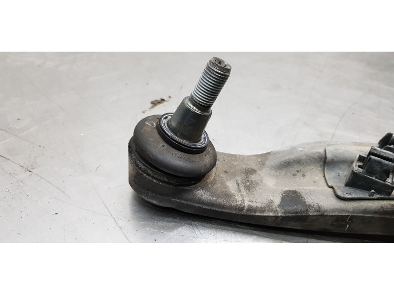 Recambio de brazo suspension inferior delantero derecho para infiniti qx30 premium referencia OEM IAM 545005DJ0A  