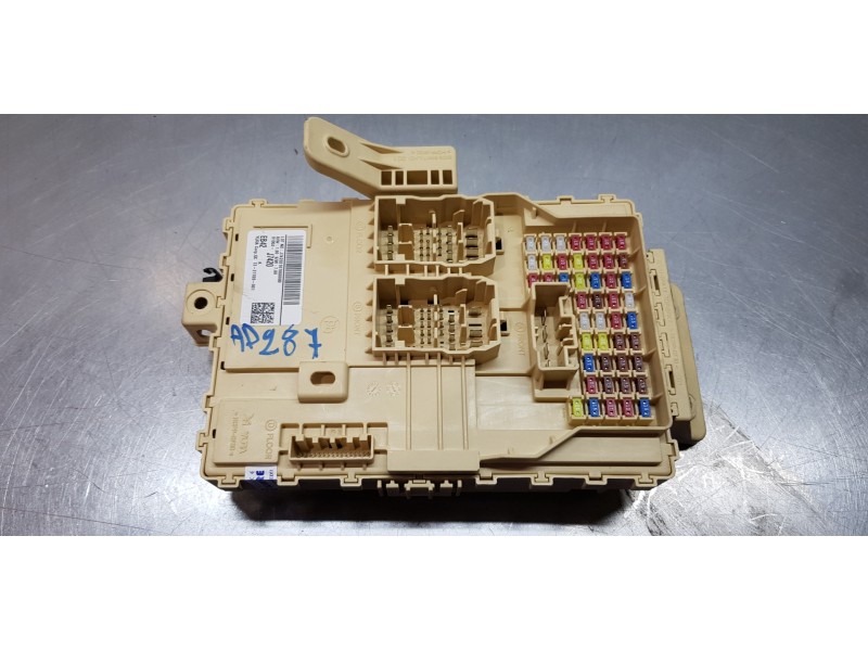 Recambio de caja reles / fusibles para kia ceed sportswagon tech referencia OEM IAM 91953J7420  