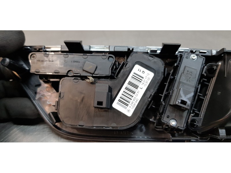 Recambio de interruptor para infiniti qx30 premium referencia OEM IAM A2469050251  