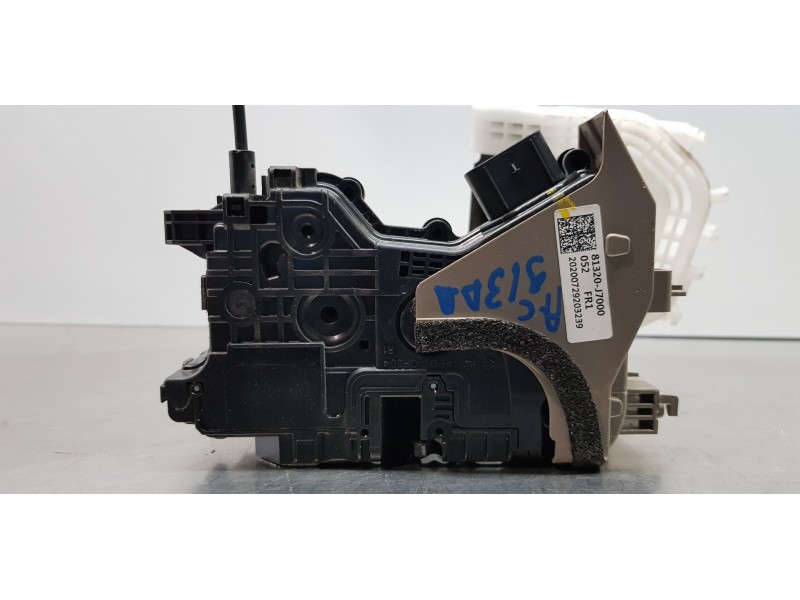 Recambio de cerradura puerta delantera derecha para kia ceed sportswagon tech referencia OEM IAM 81320J7000  