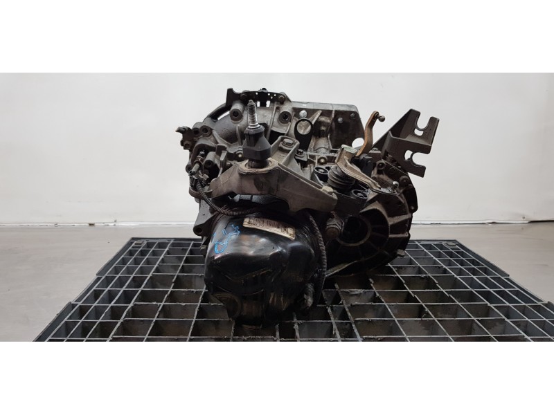 Recambio de caja cambios para renault scenic ii authentique referencia OEM IAM JR5104 JR5104 7701723235 Recambio de caja cambios para renault scenic ii authentique referencia OEM IAM JR5104 JR5104 7701723235