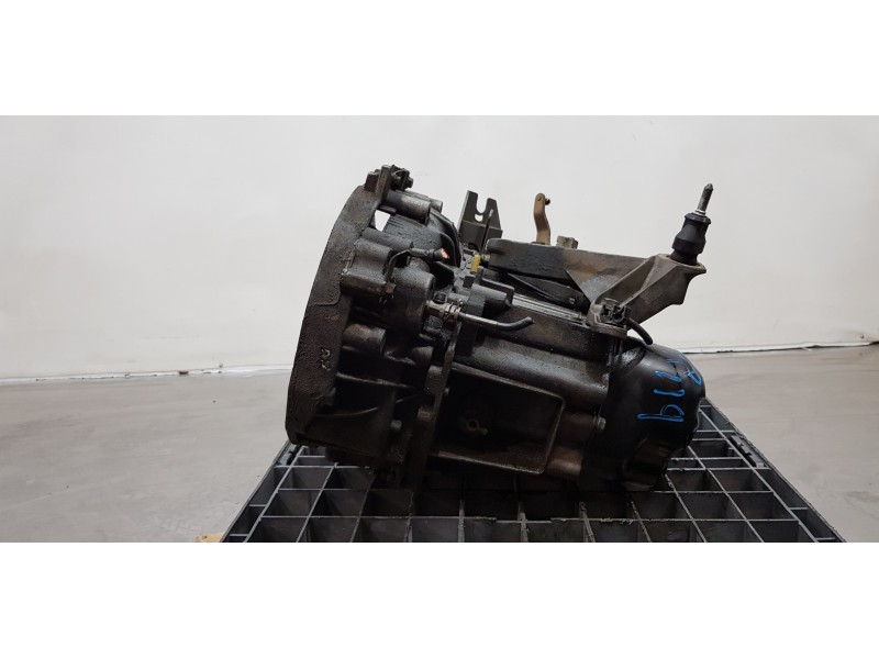 Recambio de caja cambios para renault scenic ii authentique referencia OEM IAM JR5104 JR5104 7701723235 Recambio de caja cambios para renault scenic ii authentique referencia OEM IAM JR5104 JR5104 7701723235