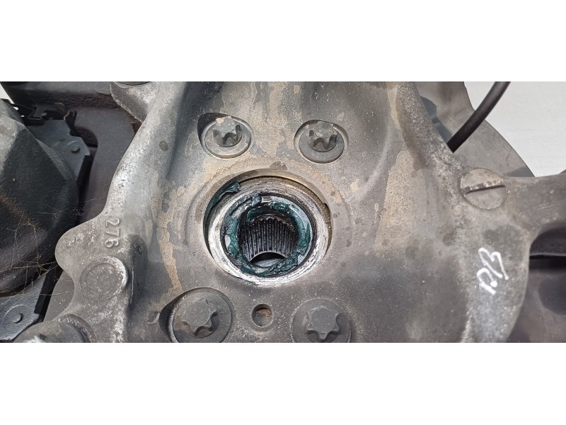 Recambio de mangueta delantera derecha para renault scenic iv grand zen referencia OEM IAM 400103354R  