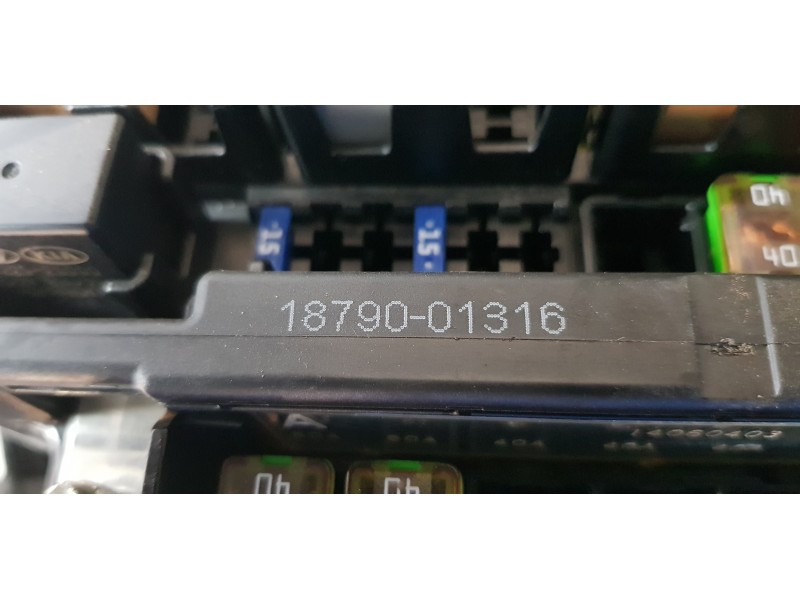 Recambio de caja reles / fusibles para kia cee´d attract referencia OEM IAM 91201A2775   Recambio de caja reles / fusibles para kia cee´d attract referencia OEM IAM 91201A2775