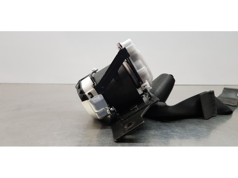 Recambio de cinturon seguridad trasero derecho para kia ceed sportswagon tech referencia OEM IAM 89820J7100WK  