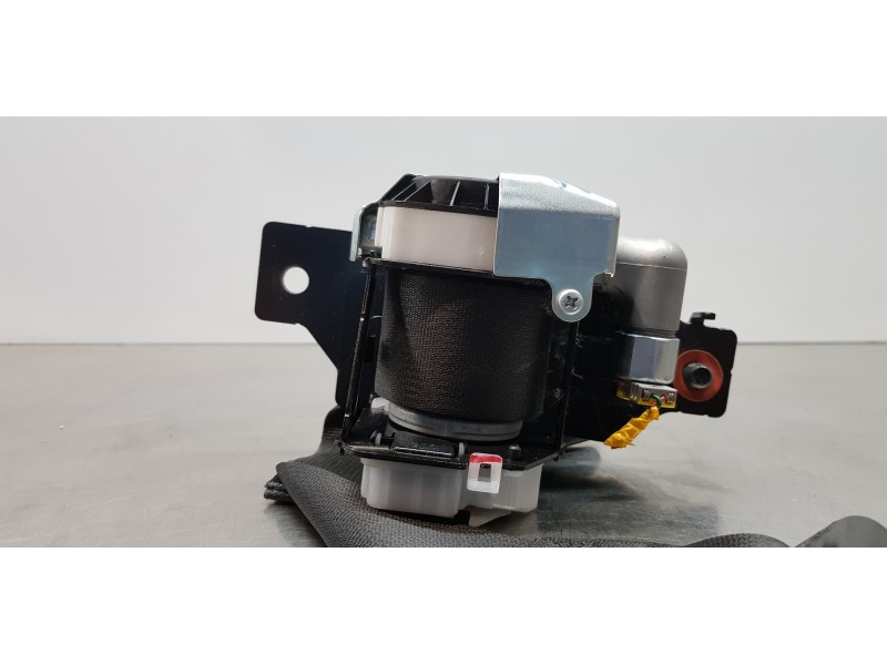 Recambio de cinturon seguridad trasero derecho para kia ceed sportswagon tech referencia OEM IAM 89820J7100WK  