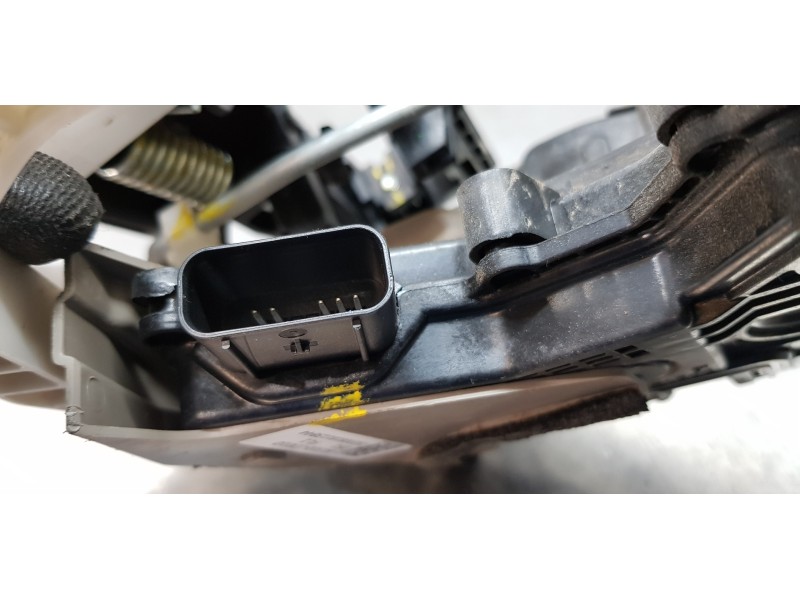 Recambio de cerradura puerta delantera izquierda para kia ceed sportswagon tech referencia OEM IAM 81310J7010  