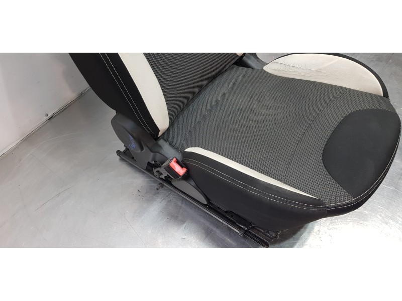 Recambio de juego asientos completo para fiat 500 l (330) urban referencia OEM IAM   