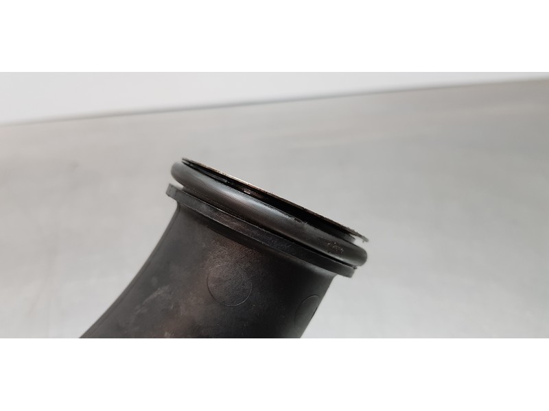 Recambio de tubo para infiniti qx30 premium referencia OEM IAM A6511400387  