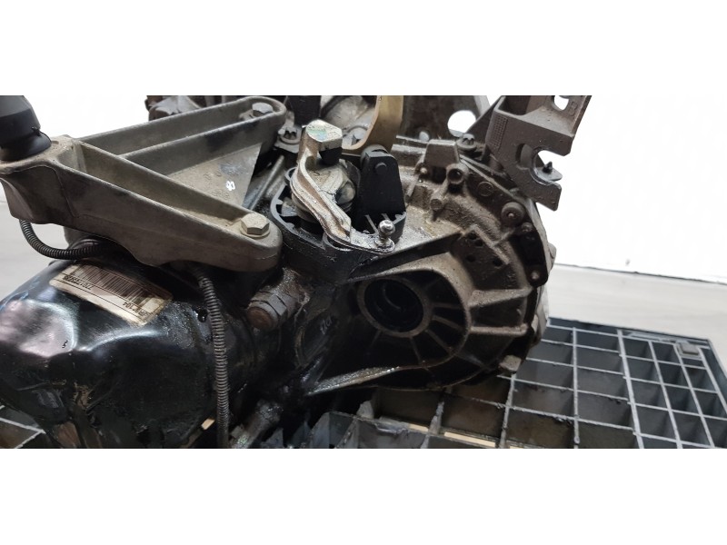 Recambio de caja cambios para renault scenic ii authentique referencia OEM IAM JR5104 JR5104 7701723235 Recambio de caja cambios para renault scenic ii authentique referencia OEM IAM JR5104 JR5104 7701723235