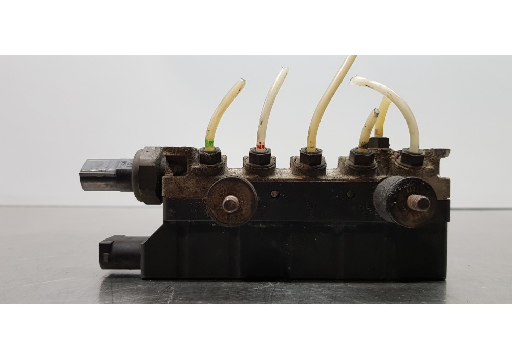 Recambio de valvula aire adicional para mercedes clase s (w220) berlina 430 (220.070) referencia OEM IAM A2203200258  