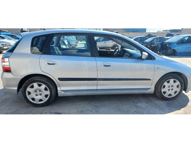 honda civic berlina 5 (eu7/8) del año 2004