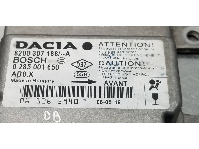 Recambio de centralita airbag para dacia logan básico referencia OEM IAM 8200307188 0285001650  Recambio de centralita airbag para dacia logan básico referencia OEM IAM 8200307188 0285001650