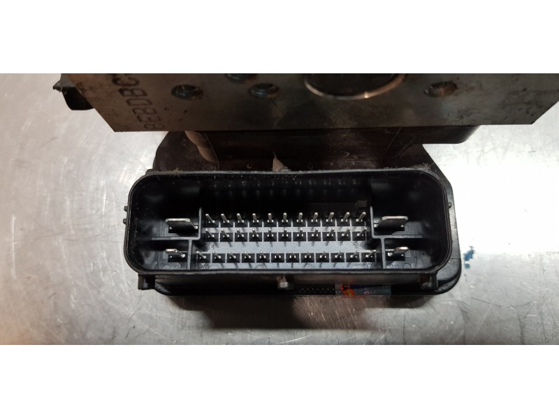 Recambio de abs para kia carens ( ) attract referencia OEM IAM 58910A4810   Recambio de abs para kia carens ( ) attract referencia OEM IAM 58910A4810