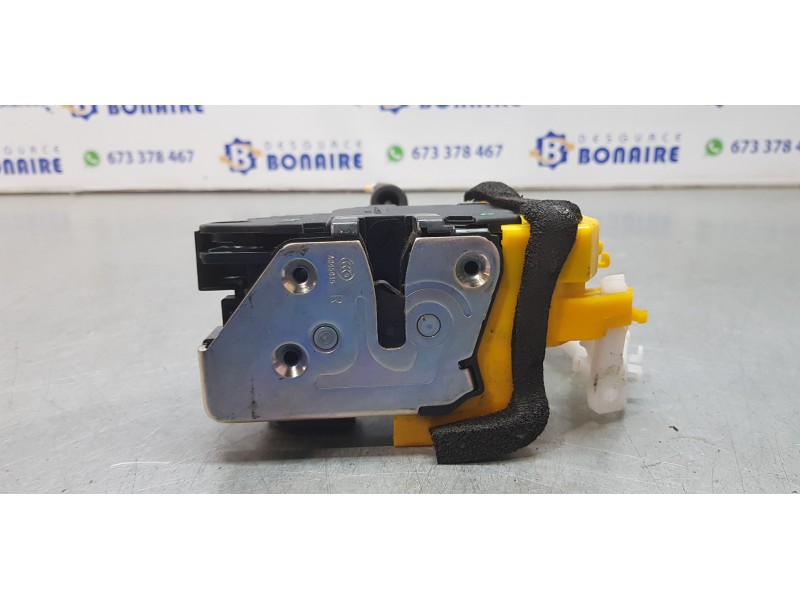 Recambio de cerradura puerta delantera derecha para kia cee´d attract referencia OEM IAM 81320A2110  