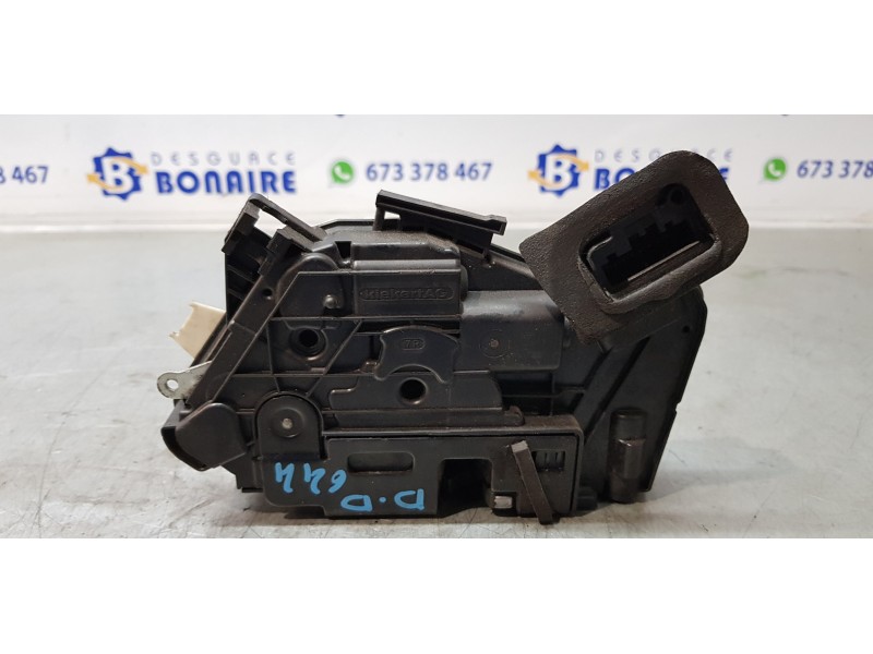 Recambio de cerradura puerta delantera derecha para skoda rapid active referencia OEM IAM 5E1837016A  