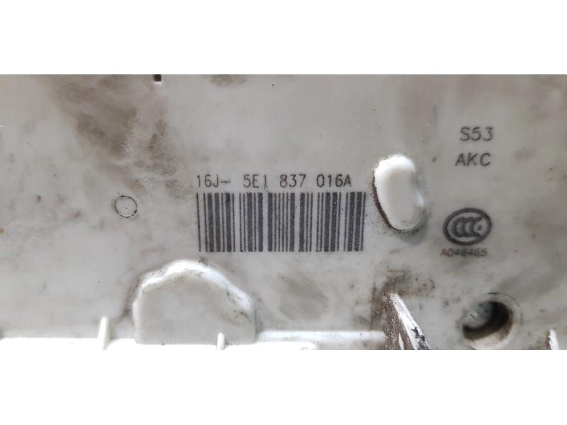 Recambio de cerradura puerta delantera derecha para skoda rapid active referencia OEM IAM 5E1837016A  