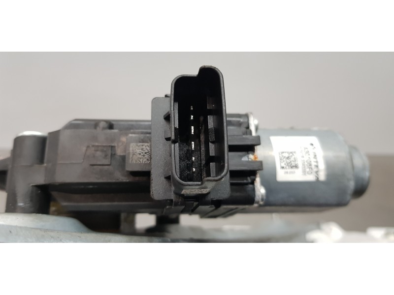 Recambio de elevalunas delantero derecho para hyundai tucson hybrid referencia OEM IAM 82460N7010 82404N7000 BA020K0030