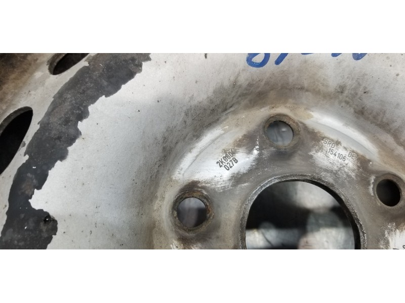 Recambio de llanta para volkswagen caddy ka/kb (2c) kasten bluemotion referencia OEM IAM 2K0601027B  