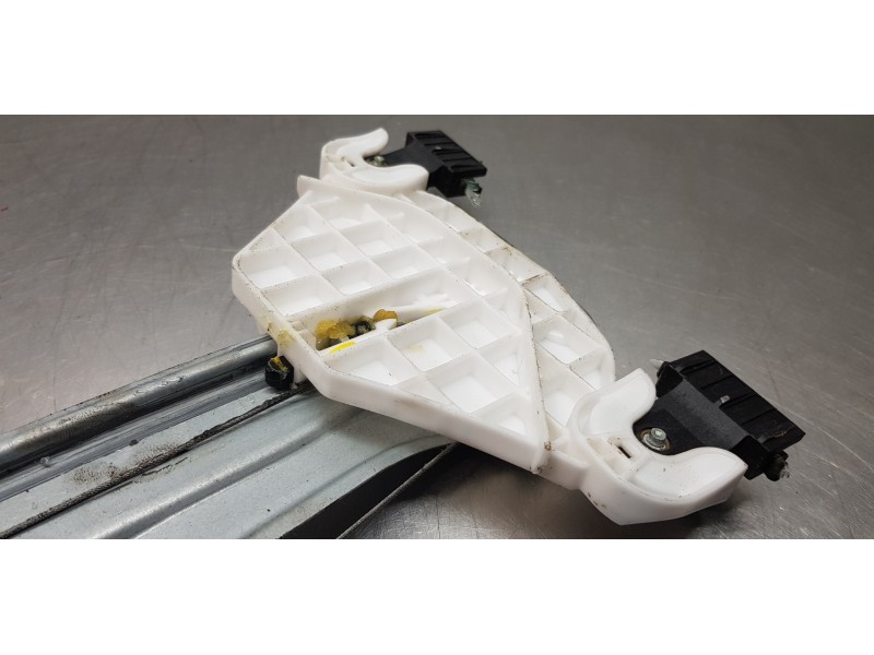 Recambio de elevalunas delantero derecho para hyundai tucson hybrid referencia OEM IAM 82460N7010 82404N7000 BA020K0030