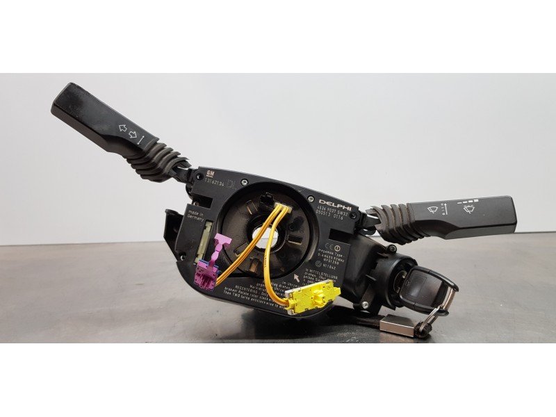 Recambio de mando multifuncion para opel vectra c berlina cosmo referencia OEM IAM 13162134  