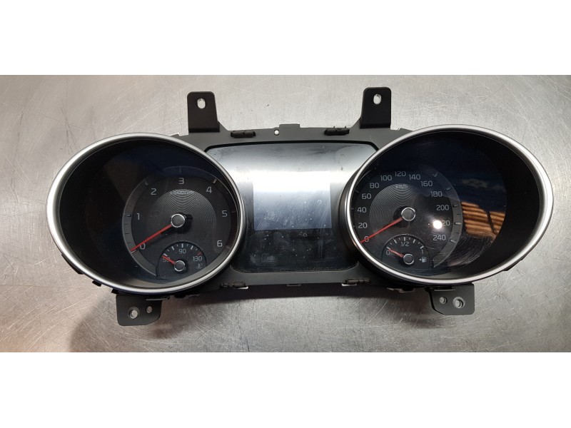 Recambio de cuadro instrumentos para kia ceed sportswagon tech referencia OEM IAM 94021J7260 116420318X 