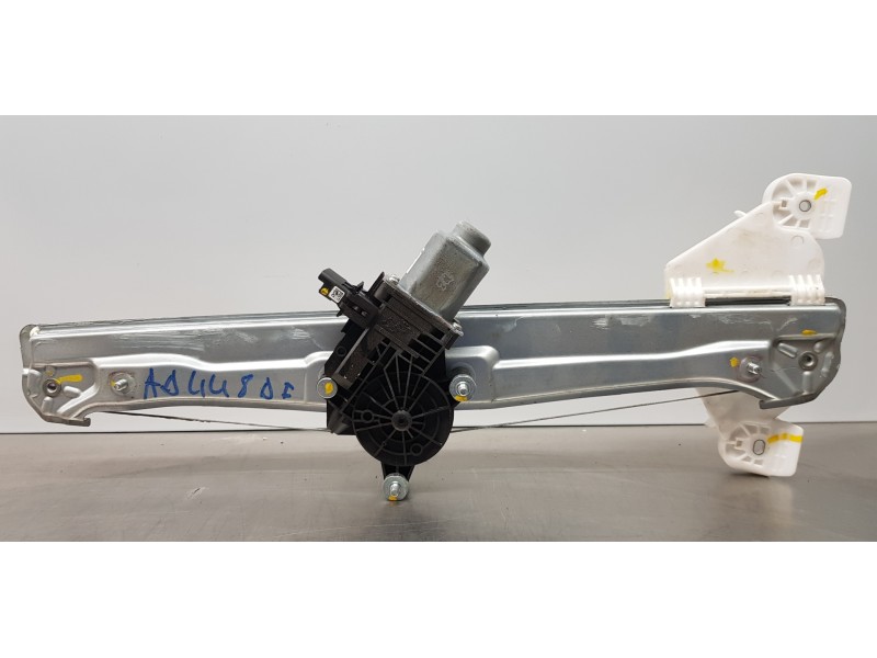 Recambio de elevalunas delantero izquierdo para hyundai tucson hybrid referencia OEM IAM 82450N7010 BA020K0020 82403N7000