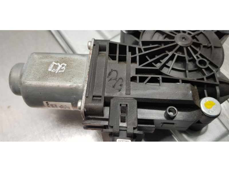 Recambio de elevalunas delantero izquierdo para hyundai tucson hybrid referencia OEM IAM 82450N7010 BA020K0020 82403N7000