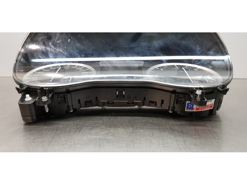 Recambio de cuadro instrumentos para infiniti qx30 premium referencia OEM IAM 24810HW30C  