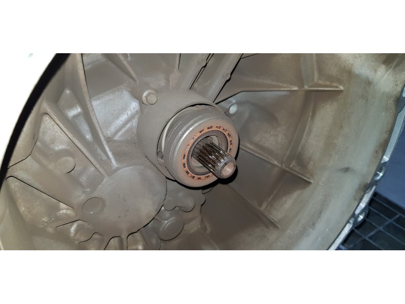 Recambio de caja cambios para ford fiesta (cb1) trend referencia OEM IAM 8A6R7002JA   Recambio de caja cambios para ford fiesta (cb1) trend referencia OEM IAM 8A6R7002JA