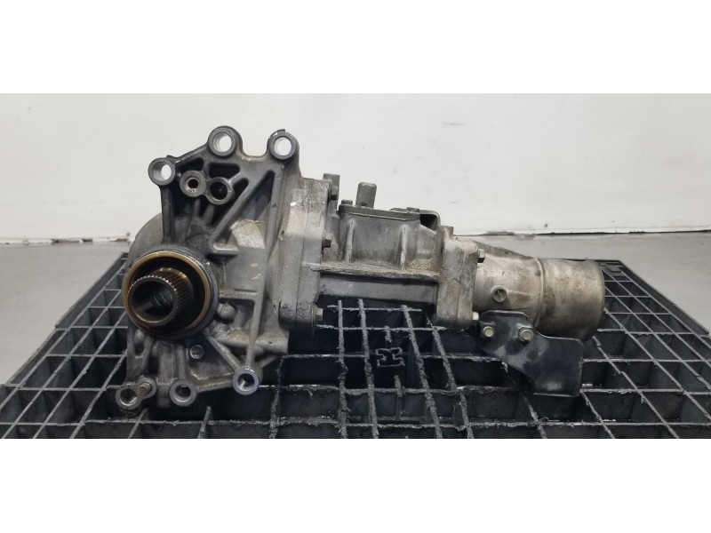 Recambio de caja transfer para citroen c-crosser exclusive referencia OEM IAM 2204C6  