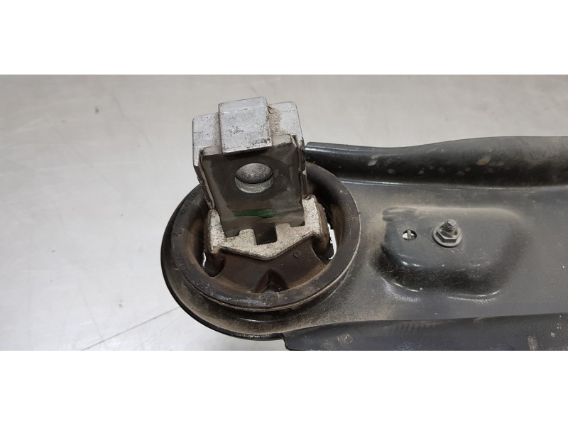 Recambio de mangueta trasera derecha para infiniti qx30 premium referencia OEM IAM 430185DE0A  