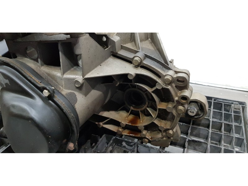 Recambio de caja cambios para ford fiesta (cb1) trend referencia OEM IAM 8A6R7002JA   Recambio de caja cambios para ford fiesta (cb1) trend referencia OEM IAM 8A6R7002JA