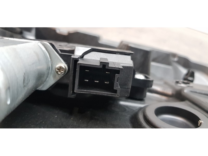 Recambio de elevalunas trasero derecho para infiniti qx30 premium referencia OEM IAM 827205DM0A  