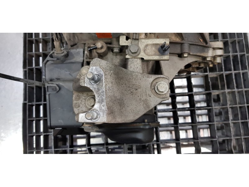 Recambio de caja cambios para ford fiesta (cb1) trend referencia OEM IAM 8A6R7002JA   Recambio de caja cambios para ford fiesta (cb1) trend referencia OEM IAM 8A6R7002JA