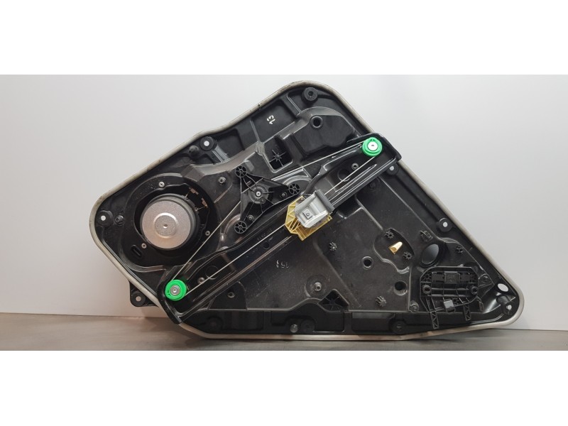 Recambio de elevalunas trasero izquierdo para infiniti qx30 premium referencia OEM IAM 827215DM0A  